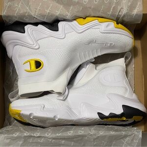 Champion Women's Hyper C Raw Smile